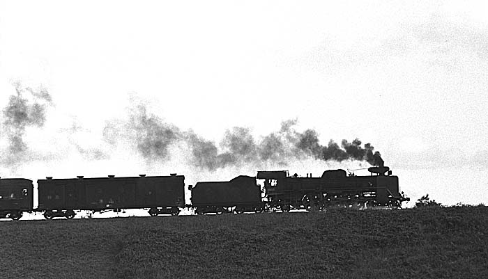 �b57�`�ƃ��L353